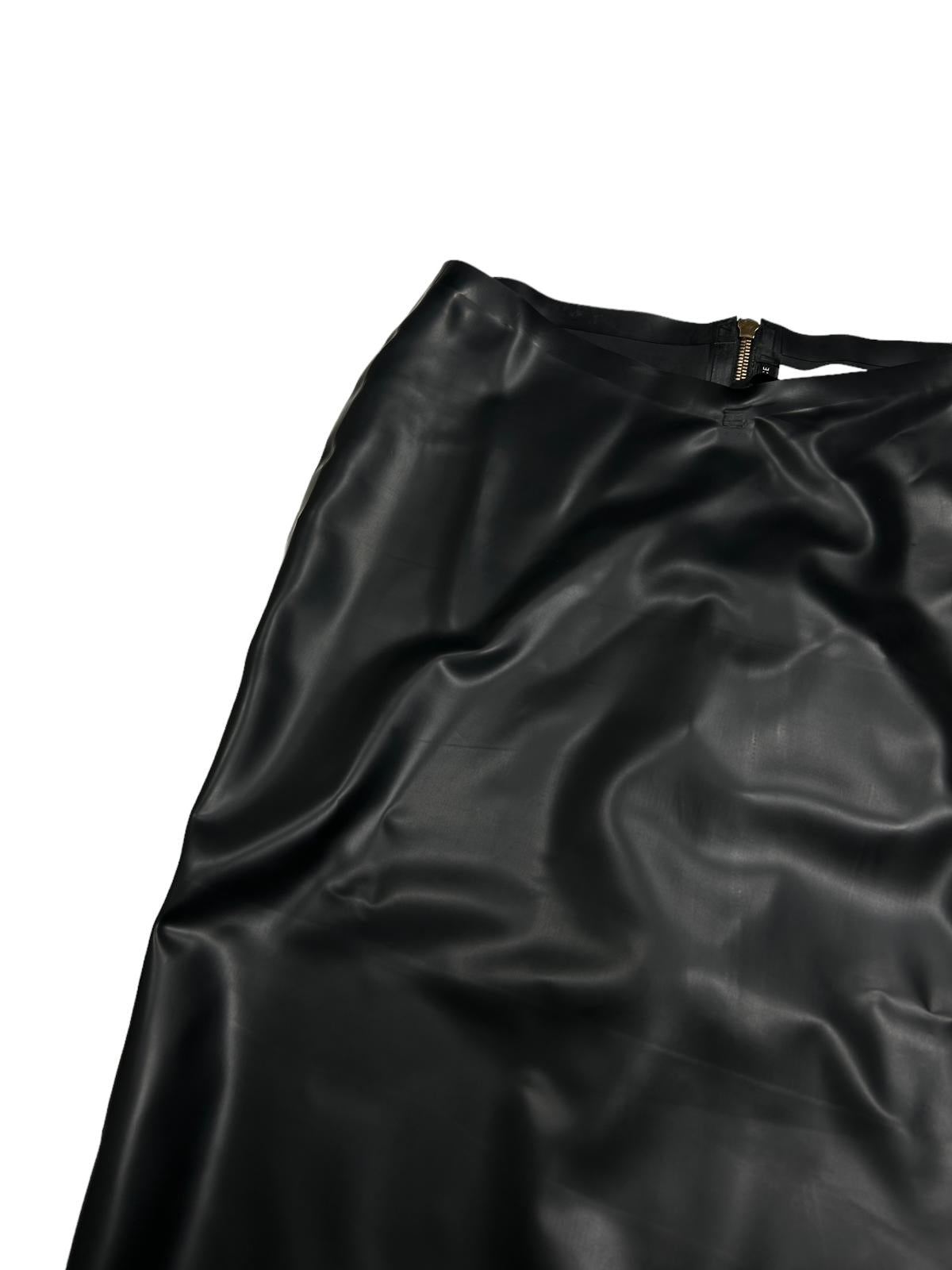 VERSACE Latex Black Knee Length Fitted Skirt Hip Strap Size 40 NEW RRP 1580