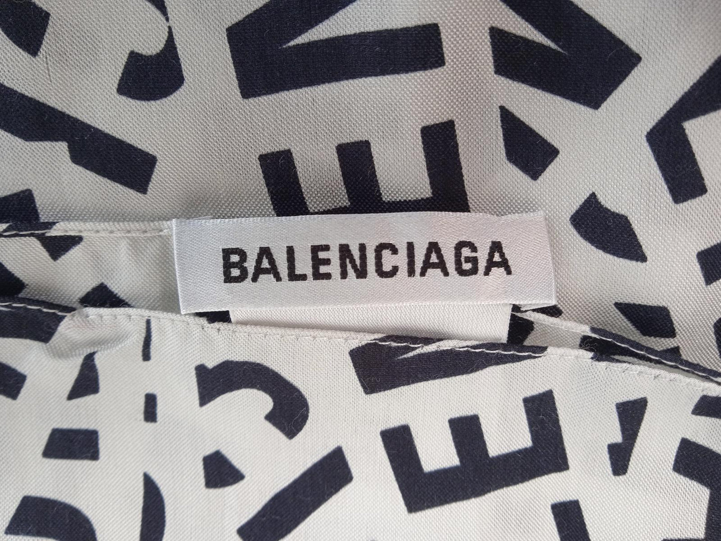 BALENCIAGA Ladies White & Black Silk Blend Logo Print AD Stripes OS RRP495 NEW