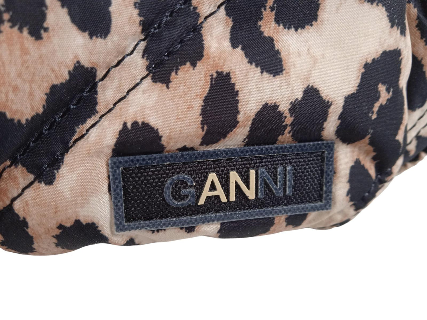 GANNI Ladies Brown Leopard Print Quilted Logo-Appliquéd Shoulder Bag OS NEW