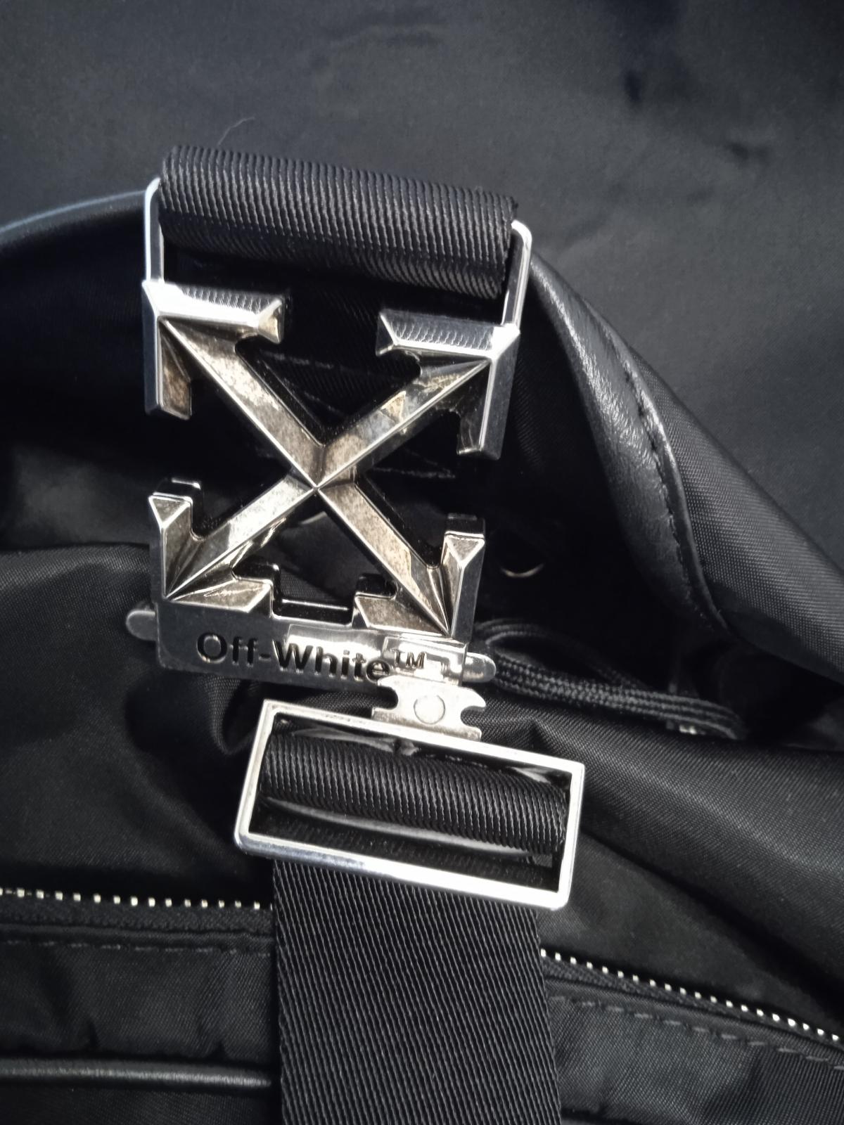 OFF WHITE Arrow Backpack Arrow Buckle Drawstring Men's Black OS NEW RRP930