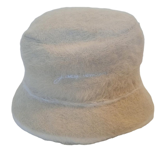 JACQUEMUS Le Bob Neve Hat Faux Fur Bucket Ladies Off White 56/XS NEW RRP185