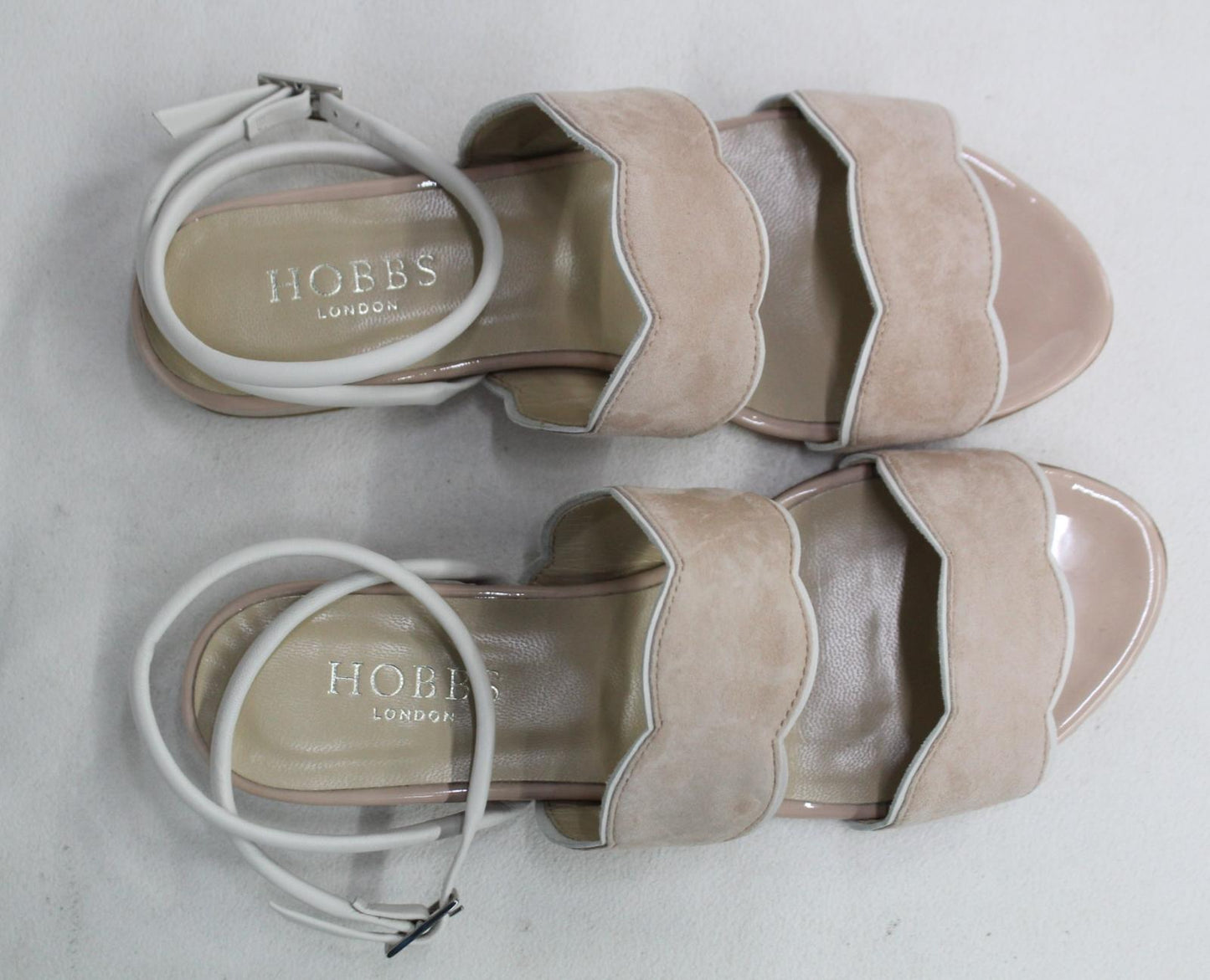 HOBBS Ladies Light Nude Beige Suede Flat Katherine Scallop Sandals UK3 NEW