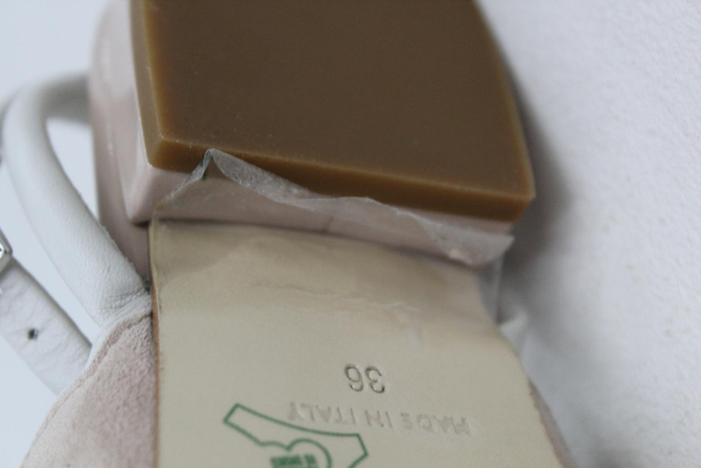 HOBBS Ladies Light Nude Beige Suede Flat Katherine Scallop Sandals UK3 NEW